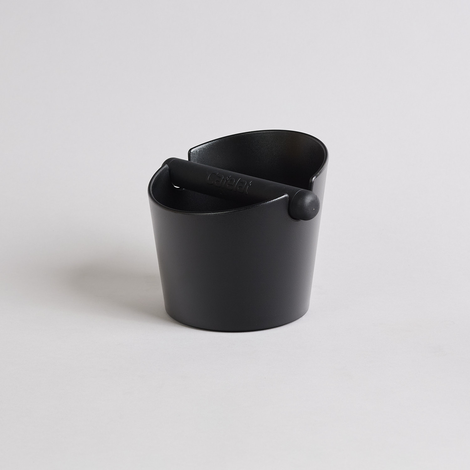 Schwarze Knockbox von Cafelat
