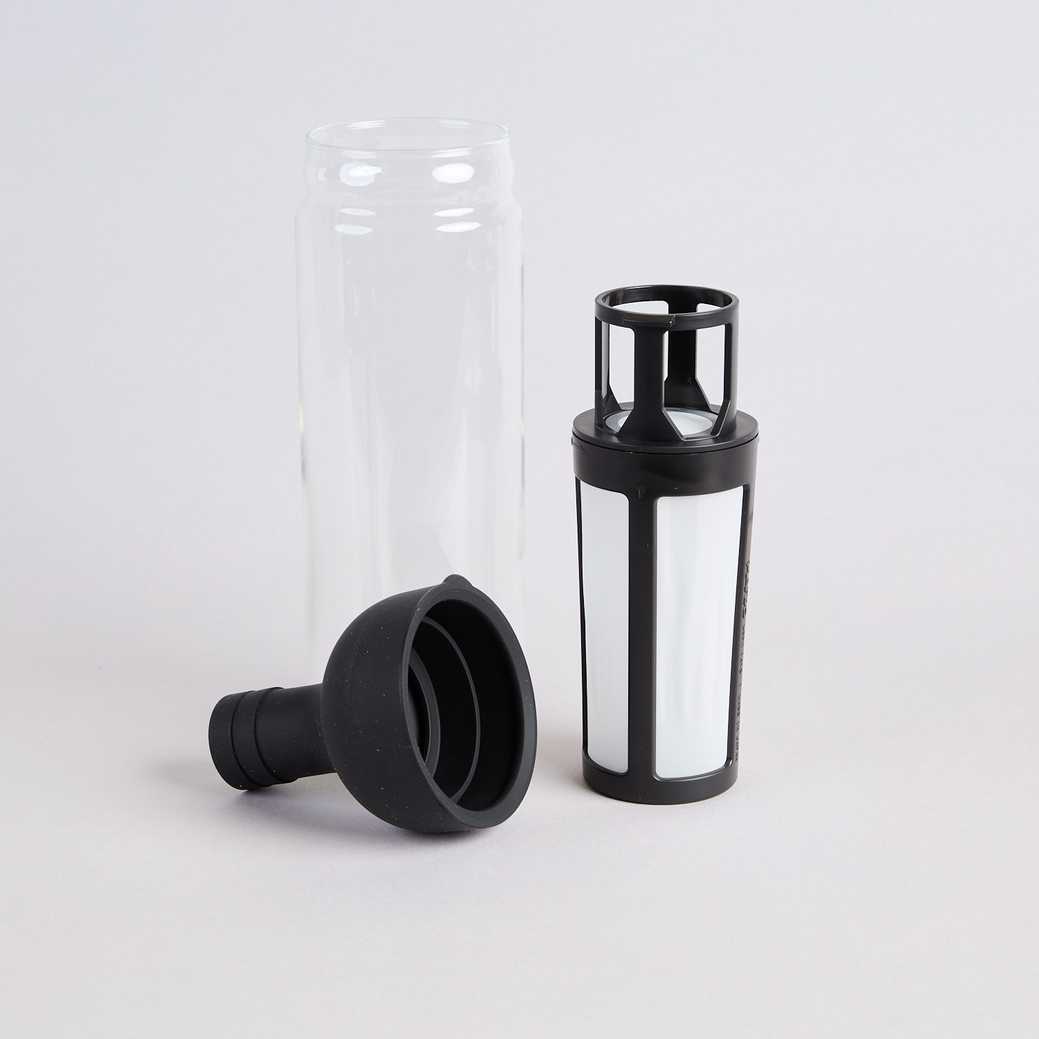 Hario Flasche fuer iced coffee in schwarz